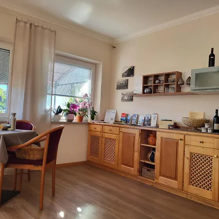 Panorama Rebgut Apartment